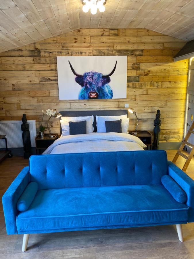Willow Court Farm Studio East & Petting Farm, 8 Mins To Legoland & Windsor, 15 Mins To Lapland Uk Екстериор снимка